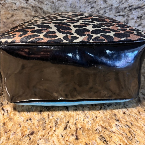 Betsy Johnson - Picture 4 of 5